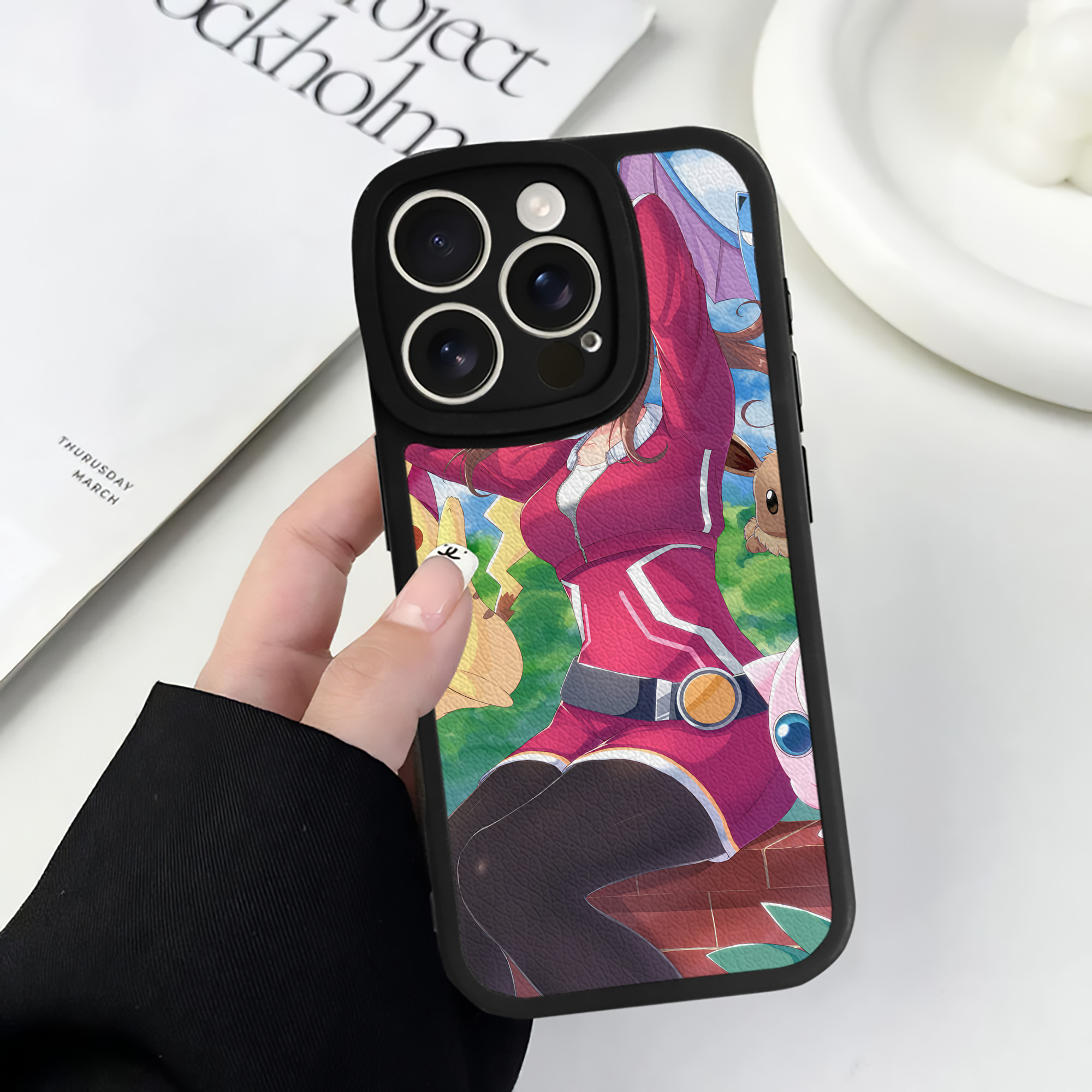 （画像用） ポケットモンスター Pokémon 【iPhone 16シリーズ対応】シリコンスマホケース（レザー調） 材質：シリコン